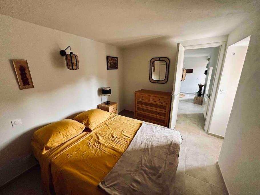 Charmant Petit Appartement Place De L Eglise Piana  Zewnętrze zdjęcie